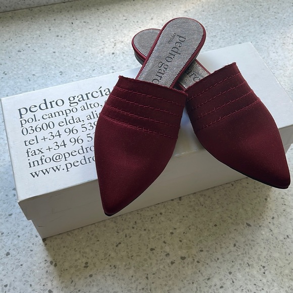 Pedro Garcia Shoes - PEDRO GARCÍA SATIN MULES